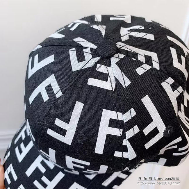 FENDI芬迪 火爆款 時尚棒球帽 四季可戴 LLWJ6871
